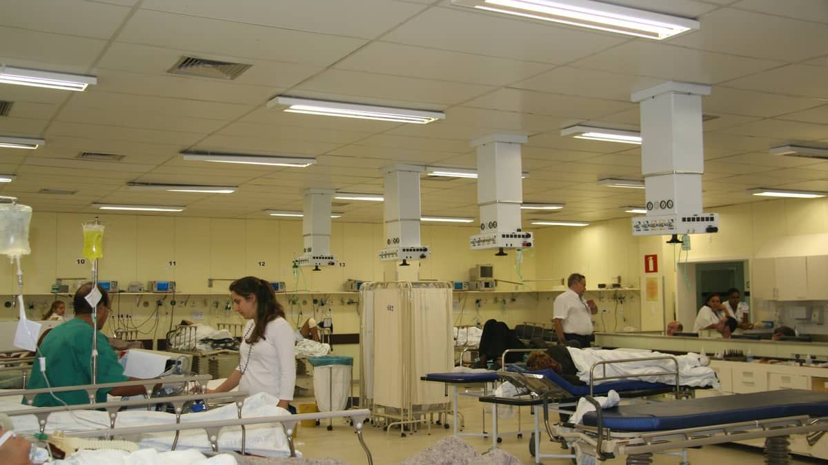 Fhemig tem mais de 90 vagas abertas para hospitais de Belo Horizonte e Bambuí