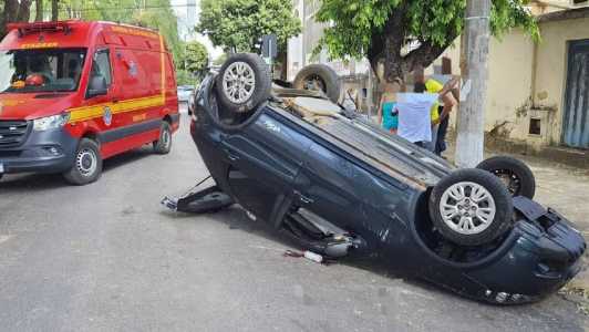 A idosa foi encaminhada para um hospital da cidade