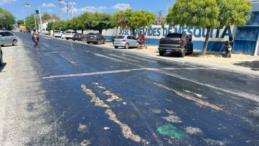 A inauguração das obras de recapeamento havia acontecido há menos de um mês