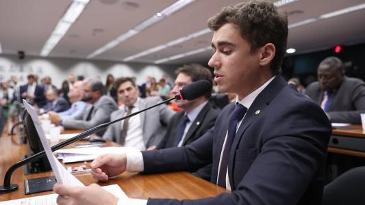 À Itatiaia, Nikolas defendeu Bolsonaro de recentes acusações
