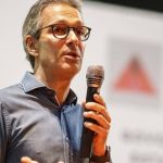 Zema sanciona aumento do ICMS sobre supérfluos e cobrança pode começar em 90 dias