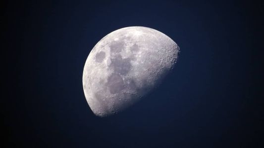 A Luna-25, a primeira sonda lunar lançada pela Rússia em quase meio século, decolou em 11 de agosto