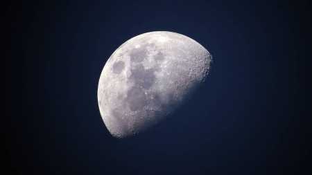 A Luna-25, a primeira sonda lunar lançada pela Rússia em quase meio século, decolou em 11 de agosto