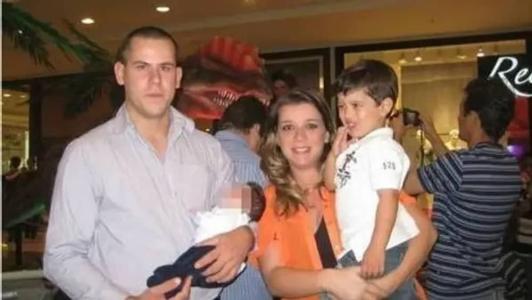 A mãe e o ex-padrasto de Joaquim são interrogados dez anos depois da sua morte.