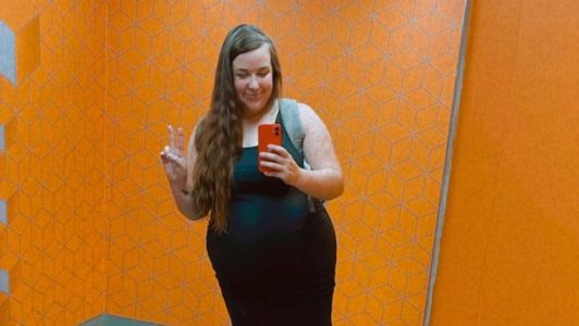 A mãe recomenda que as pessoas esperem o tempo de resguardo antes de voltarem a ter relações sexuais