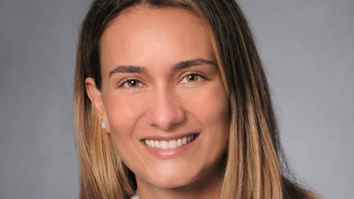 Médica mineira é premiada em Congresso sobre câncer nos Estados Unidos