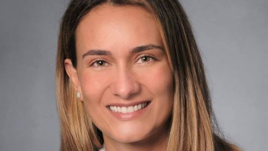 A médica mineira, radicada nos EUA, Dr.ª Priscila Barreto Coelho Maia, acaba de receber uma significativa premiação no mais importante congresso americano de oncologia