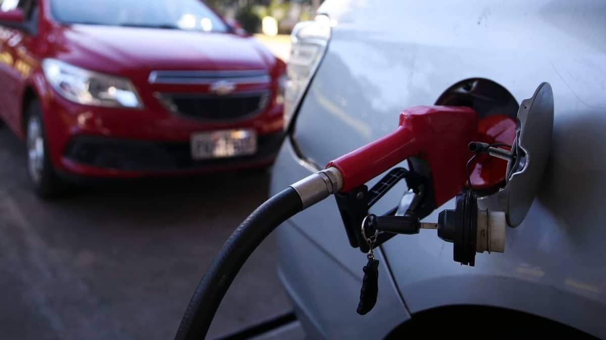Confaz divulga nova tabela de preços dos combustíveis; confira