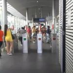 Vídeo: reportagem da Itatiaia flagra venda ilegal de passagens de ônibus com cartões de vale-transporte 