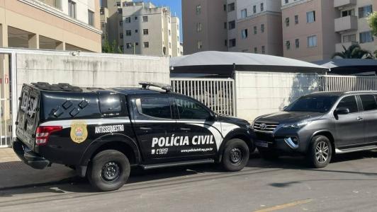 A mulher estava trancada desde a manhã desta terça-feira (22)