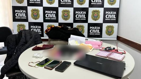 A mulher foi presa nesta segunda-feira (16)