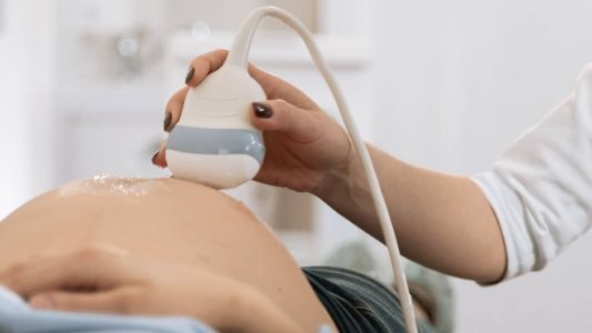 A mulher recebeu coquetel para impedir a transmissão vertical