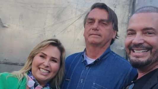 A nota declara, ainda, que Andréa Sorvetão e o marido estão sendo perseguidos politicamente após apoio a Jair Bolsonaro