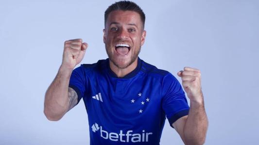 A nova camisa será utilizada pela equipe celeste nesta temporada