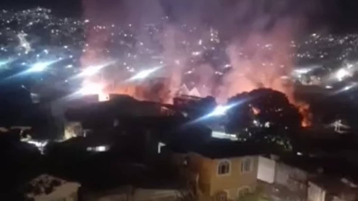 Bombeiros combatem incêndio em vegetação do metrô na região Leste de BH; veja vídeo