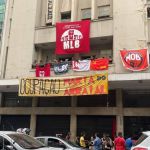 Famílias ocupam prédio vazio no Centro de Belo Horizonte em busca de moradia: 'a esperança é ter minha casa'