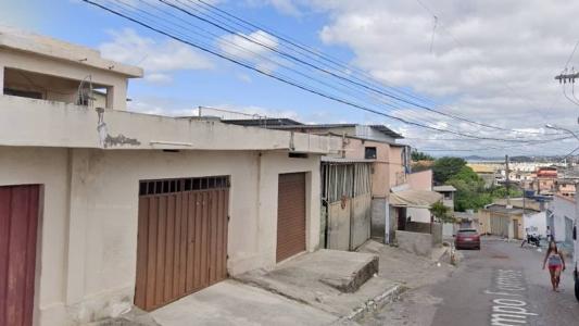 A polícia foi recebida pelo próprio adolescente em casa