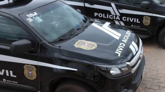 A polícia iniciou as investigações para apurar o suposto crime e descobriu a farsa de homem que se automutilou