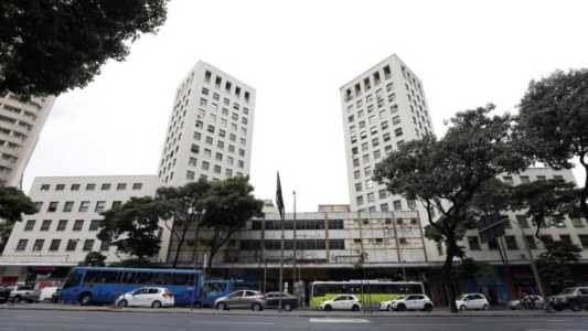 A Praça da Independência será restituída no local