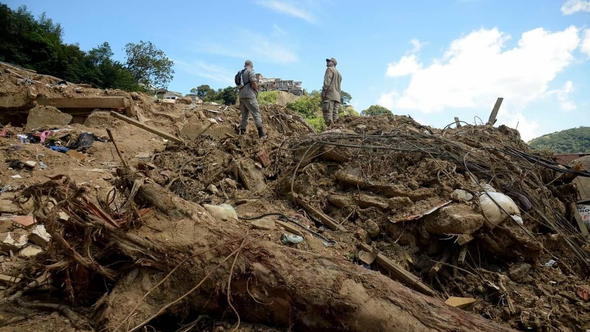 Prefeitura de Petrópolis começa a indenizar moradores por prejuízos com chuvas