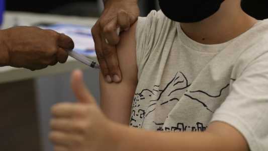 A Prefeitura reitera que o estoque será reabastecido para imunizar os grupos já convocados tão logo novas remessas do Ministério da Saúde sejam encaminhadas para BH