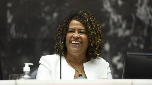 A presidente em exercício da ALMG, Leninha (PT)