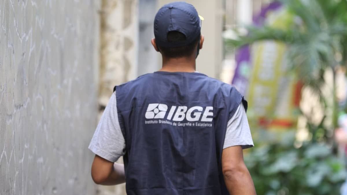 IBGE abre concursos para 7.548 vagas; veja como participar  