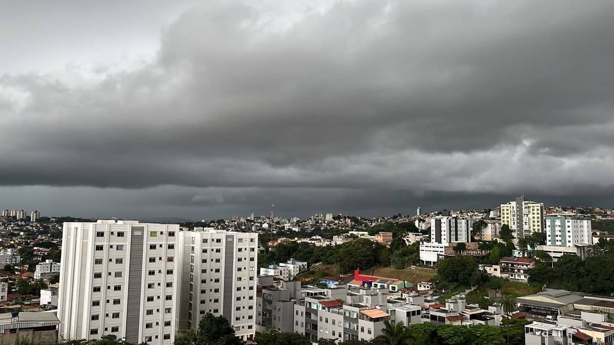 Belo Horizonte tem novo alerta de chuva de até 40 mm até esta terça (10)