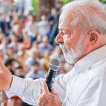 Lula marca cirurgia no quadril e será internado após agenda internacional: 'Deus sabe a dor que estou sentindo'