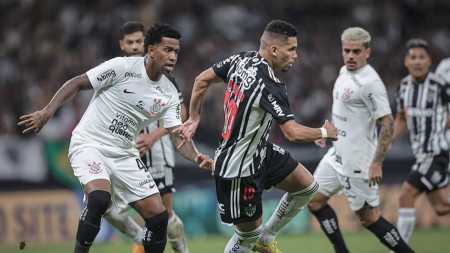 A primeira partida, disputada no Mineirão, acabou 2 a 0 para o Atlético