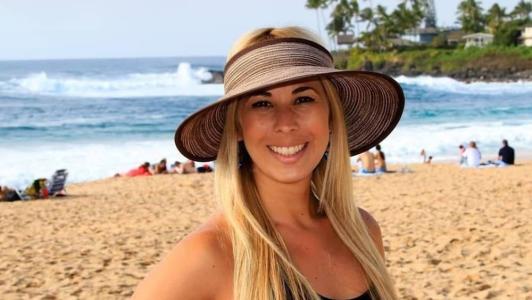 A professora brasileira, de 43 anos, foi encontrada morta dentro da banheira do seu apartamento em Sidney, na Austrália