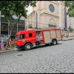 Incêndio no Othon Palace: curiosa é atingida por carro no Centro de Belo Horizonte  