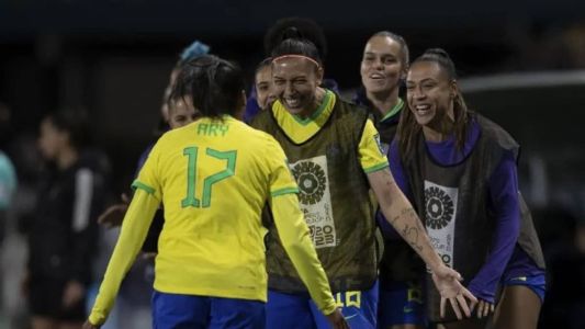 A Seleção Brasileira é destaque na programação de transmissões deste sábado (29)