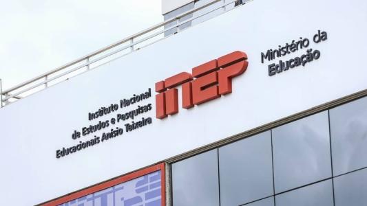 A solicitação deve ser feita na página do participante no site do Inep