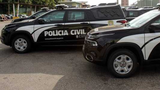 A suspeita foi presa em flagrante nesta quinta-feira (16)