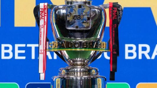 A taça da Copa do Brasil, desejo do São Paulo e Flamengo a partir deste domingo
