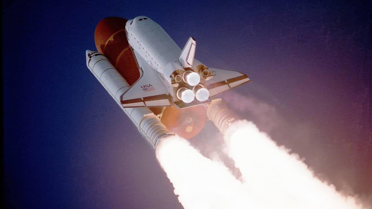 Virgin Galactic anuncia retorno de missões espaciais em maio