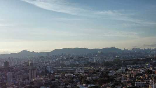 A umidade relativa do ar ficará entre 30% e 20% em boa parte do estado