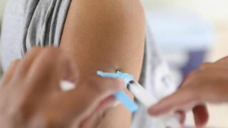 A vacina já está disponível em todos os Centros de Saúde da capital