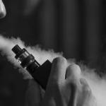 Cigarro eletrônico: entenda a diferença para o comum e os riscos para a saúde