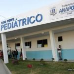 Bebê de 3 meses morre após irmão dormir sobre sua barriga em Goiás