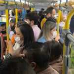 Passageira ferida por porta automática de ônibus deve ser indenizada em Juiz de Fora