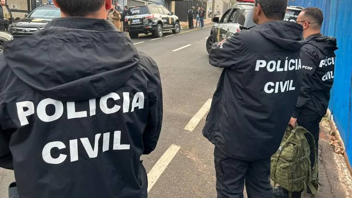 Jovem que estava desaparecida há dois dias foi encontrada dopada na casa de um idoso de 76 anos