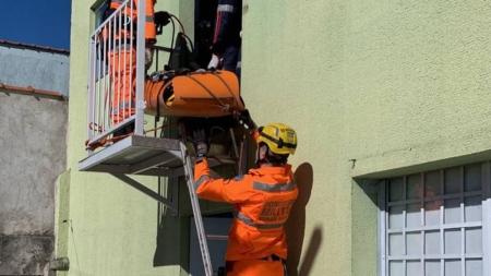 A vítima foi levada para o Hospital Santa Casa