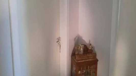 A vítima foi trancada dentro de um quarto e deixada sem comida por três dias