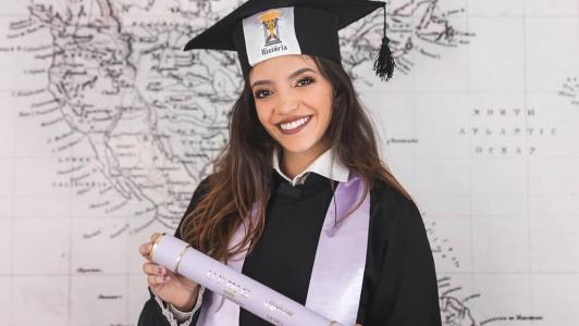 A youtuber e historiadora Débora Aladim dá dicas sobre o Exame Nacional do Ensino Médio