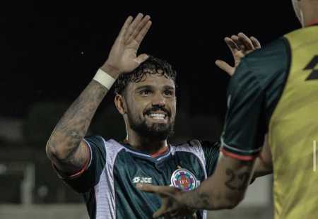 Tavares é o artilheiro do Ipatinga no Campeonato