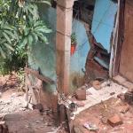 Defesa Civil evacua famílias em áreas de risco no bairro Bethânia, em Ipatinga