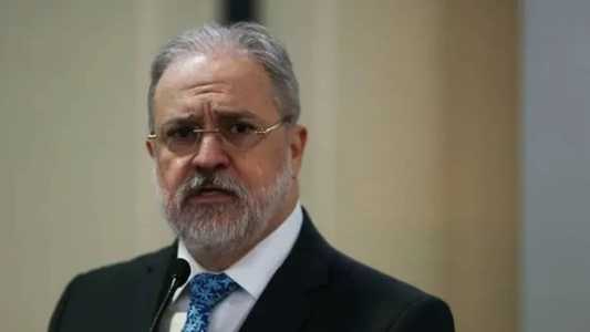 Aras disse ainda que foi alvo, nos últimos quatro anos, de “um forte corporativismo apoiado pelas fake news divulgadas pela imprensa desviada que confundiram Justiça com vingança"