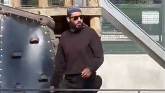 Homem tentou fugir do parque após o ataque e agrediu um idoso antes de ser detido pela polícia